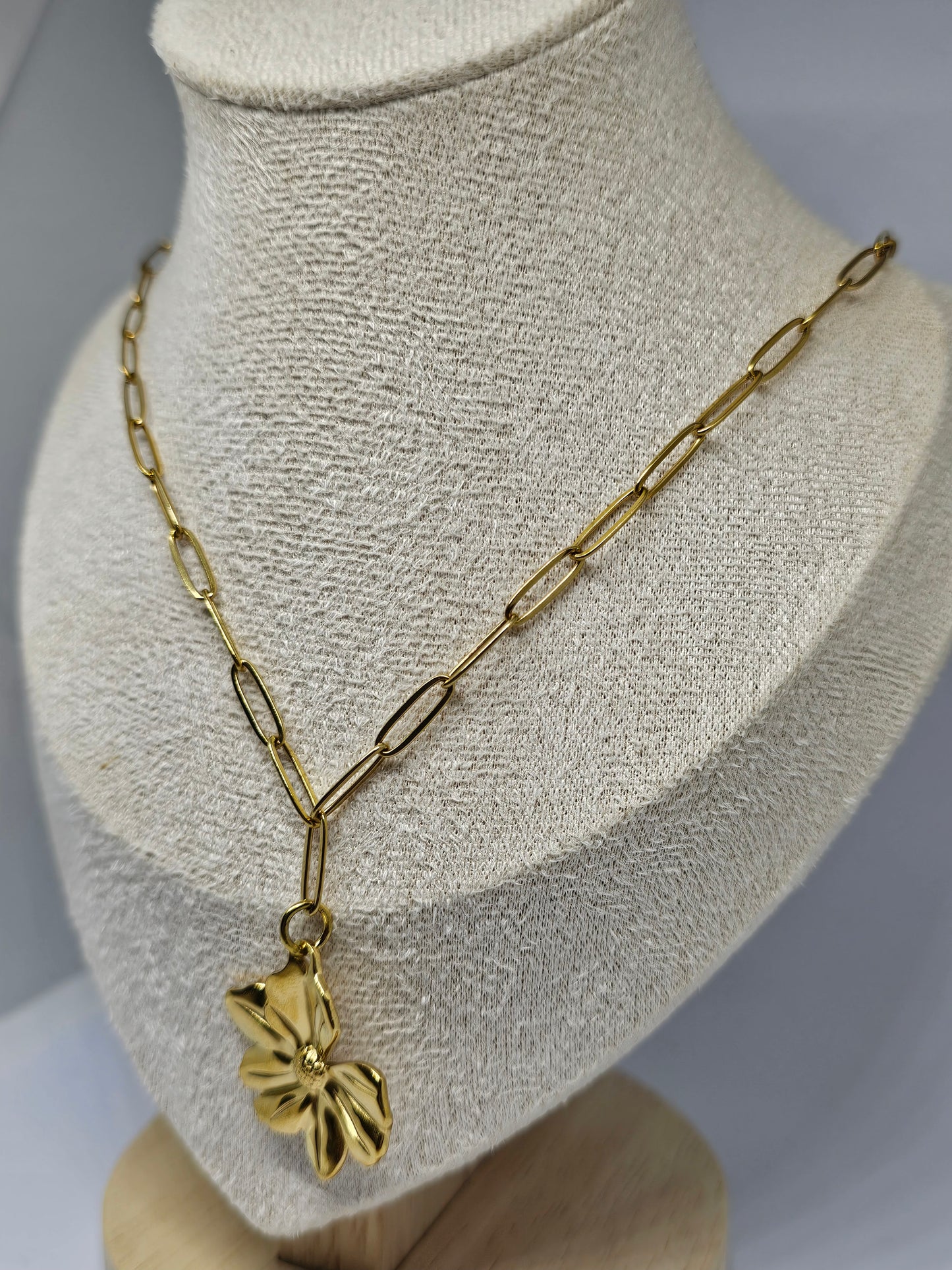 Collier Yael