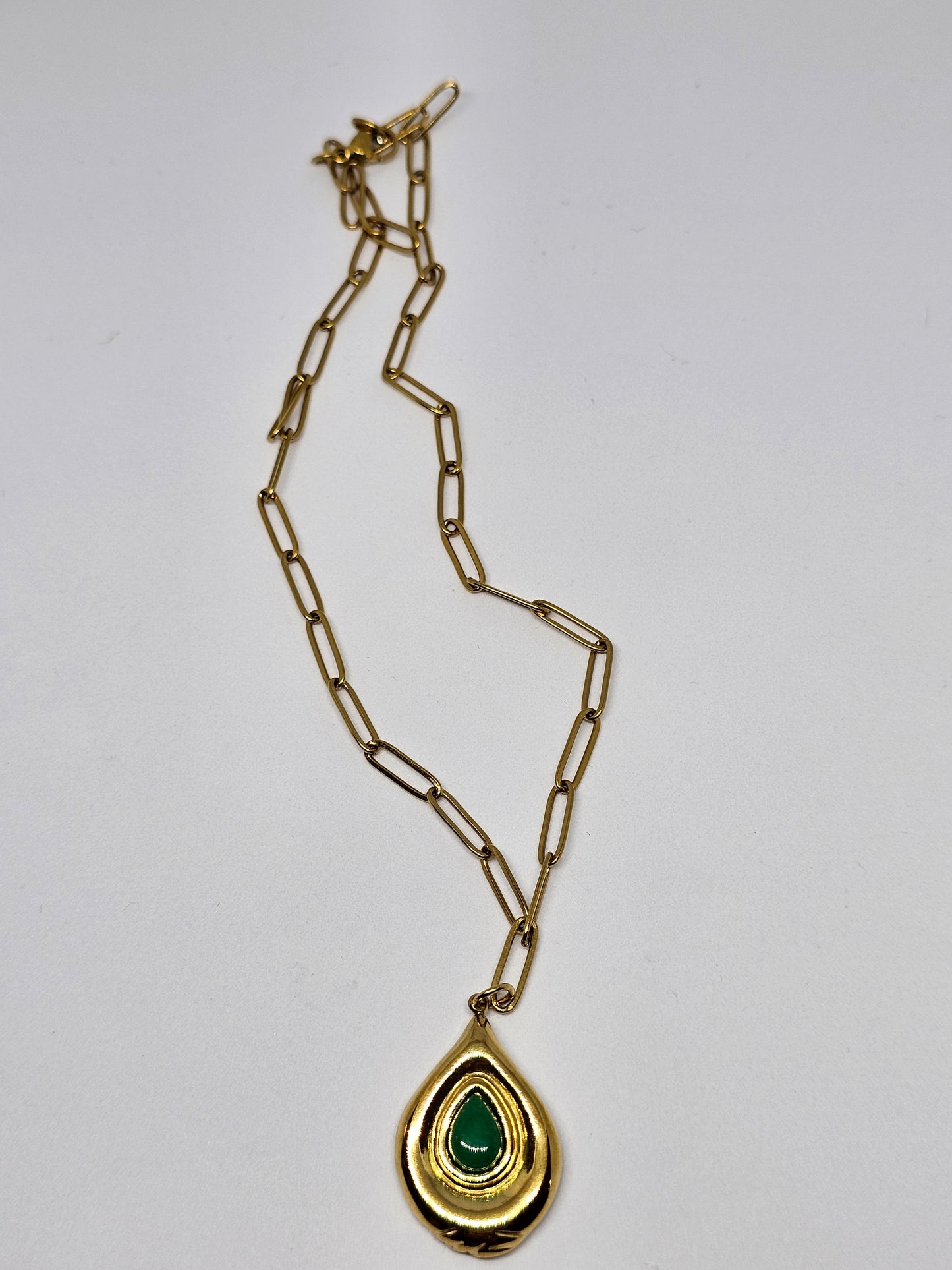 Collier Asa