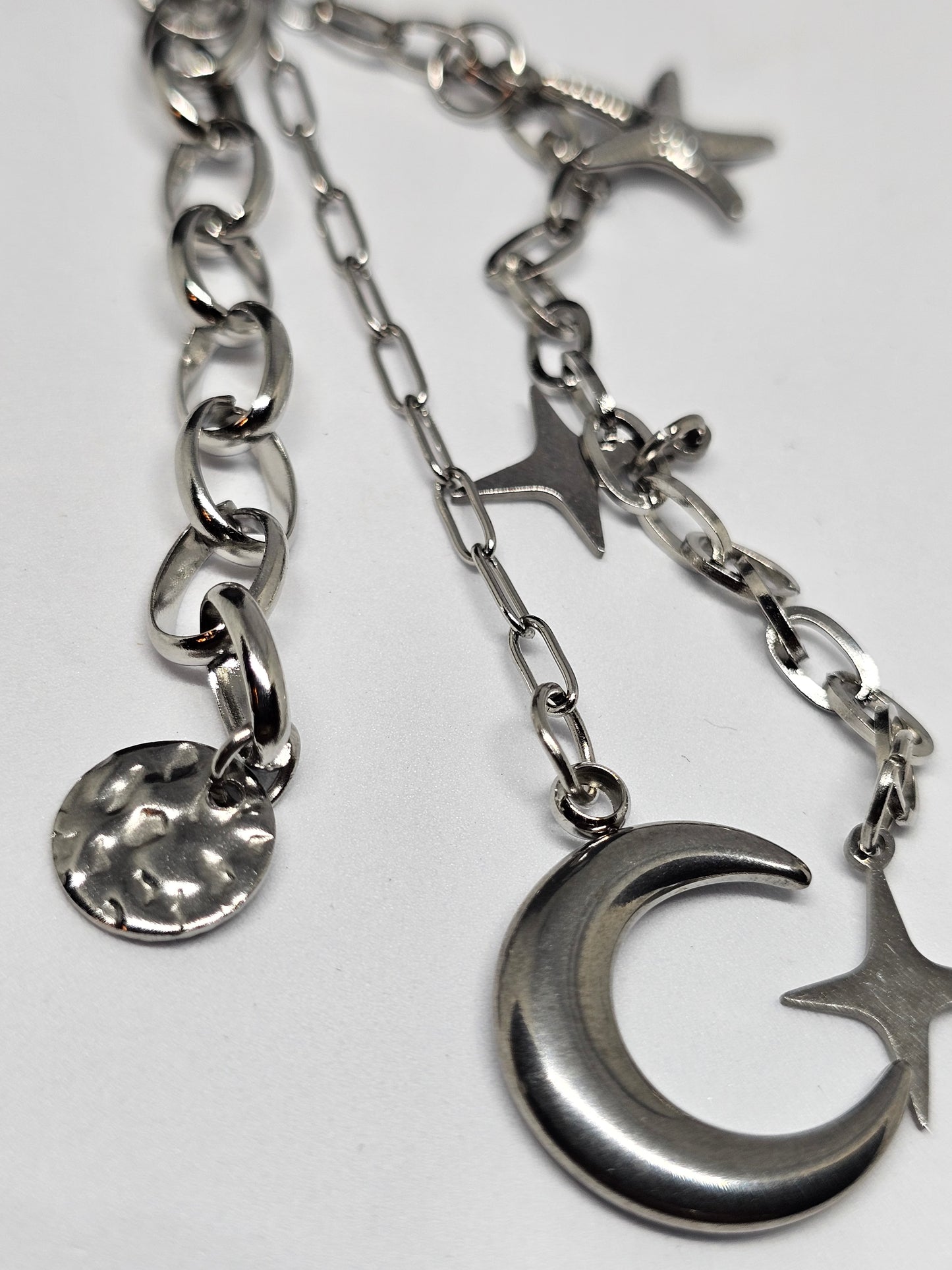 Les charms de téléphone Luna argenté