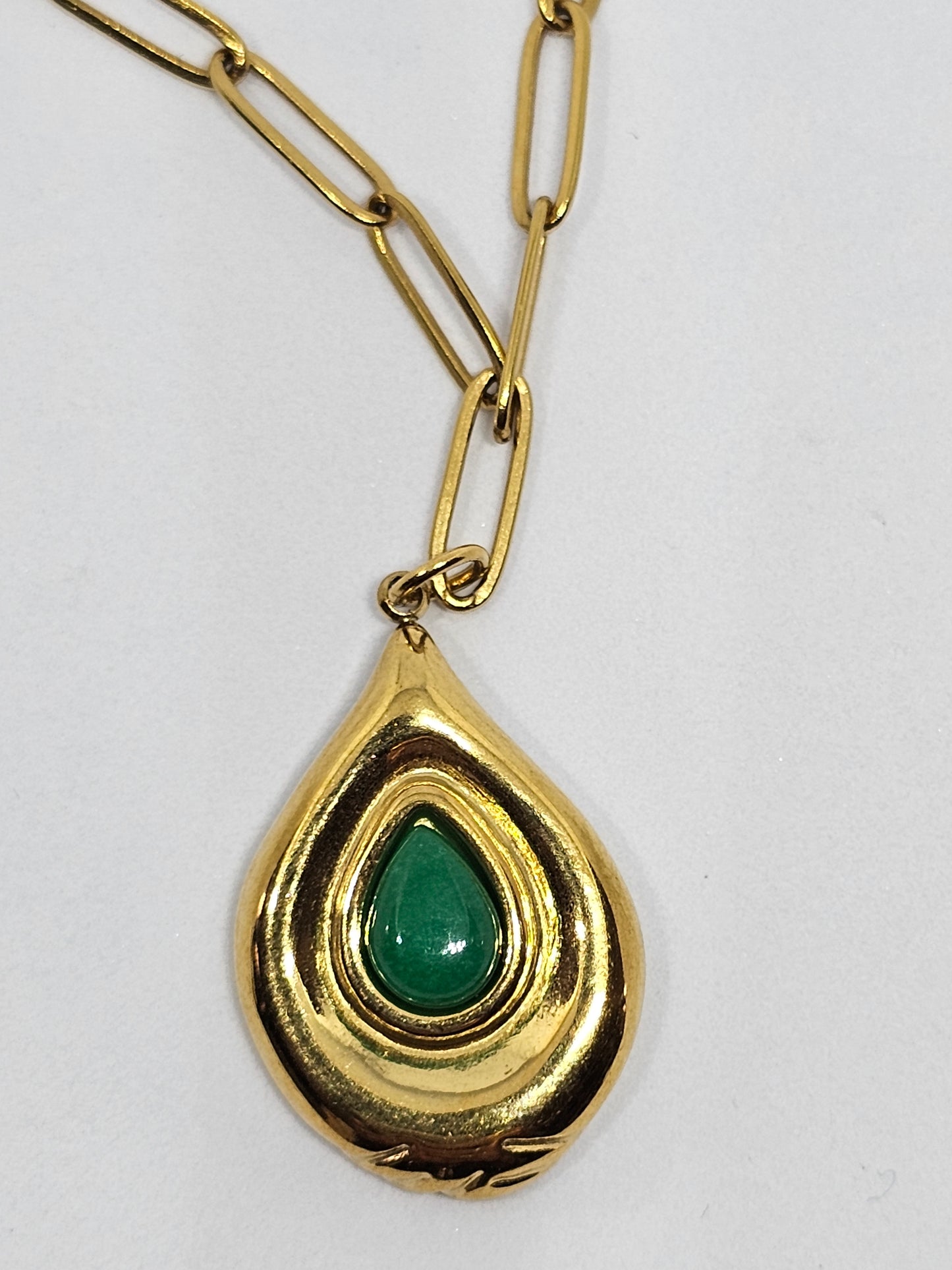 Collier Asa