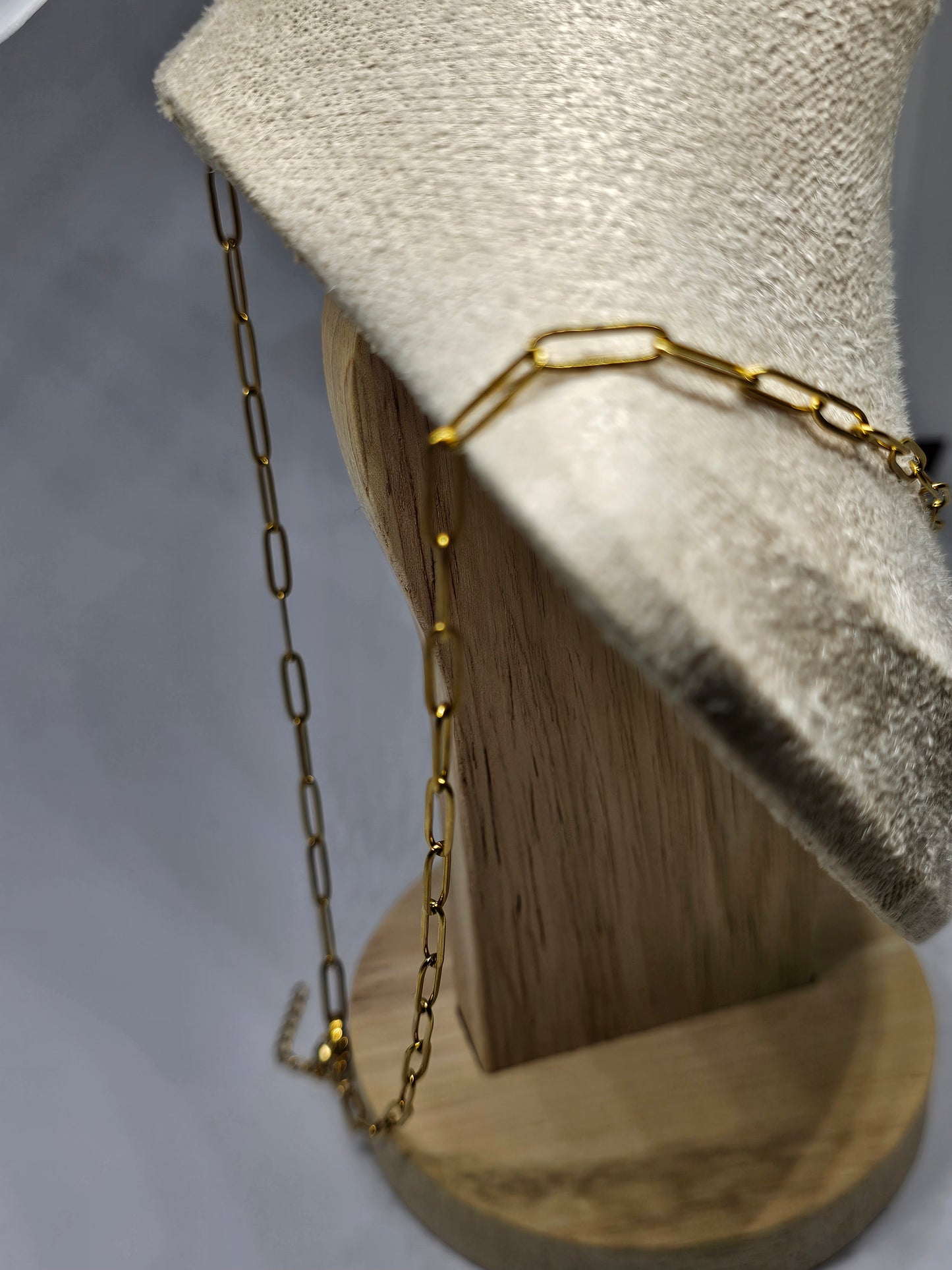 Collier Joud